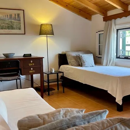 Cosy Loft Apartment In Argyrades Village *